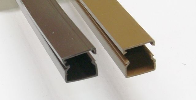 PVC žľab 12x12 biely