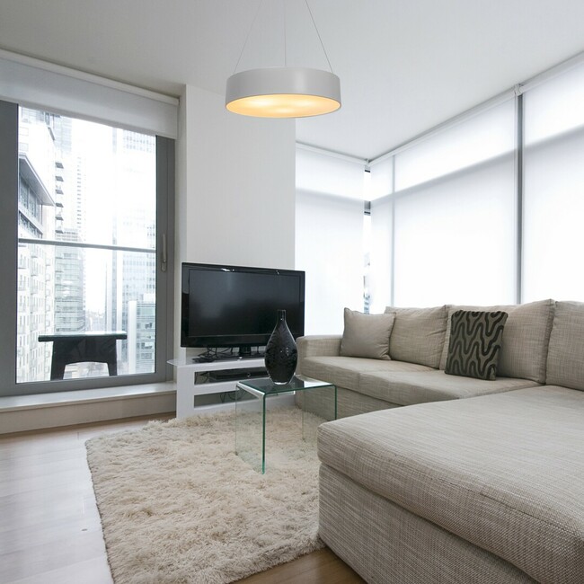 Svietidlo RENATA - E27/G45/3xmax.10W, IP20 - 5084