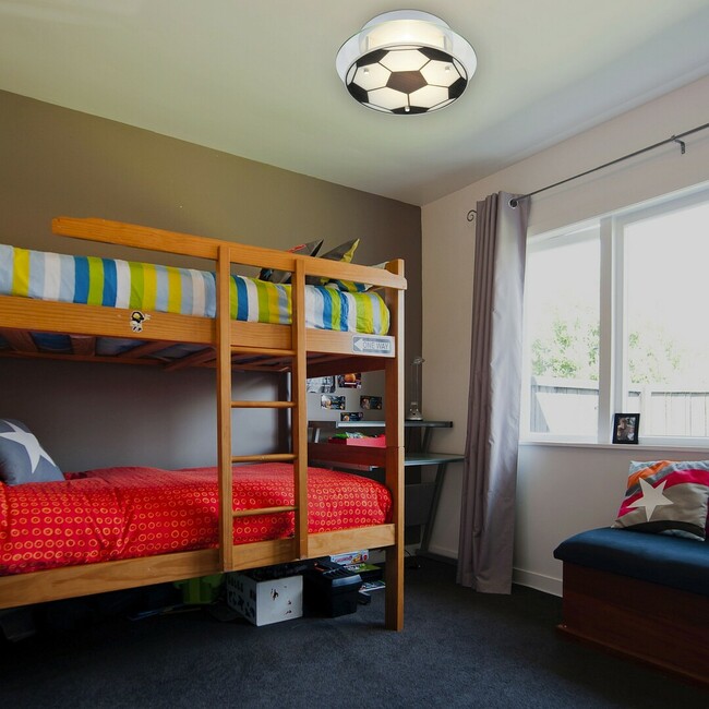 Svietidlo FRANKIE - E27 1x MAX 14W, IP20 - 4466