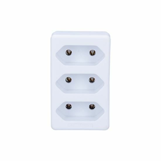 Rozdvojka s uzemnením 3x2,5A