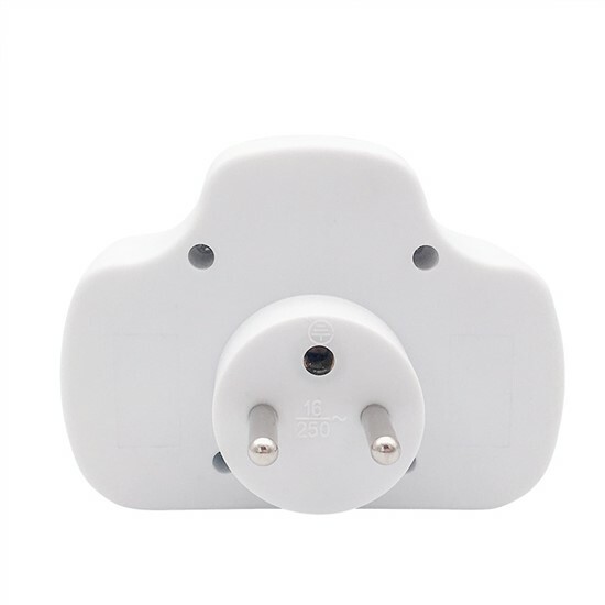 Rozdvojka s uzemnením z 1 na 3 s vypínačom