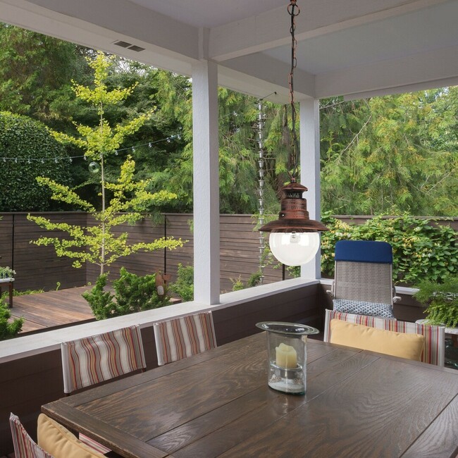 Svietidlo ODESSA - E27/60W, IP44 - 8164