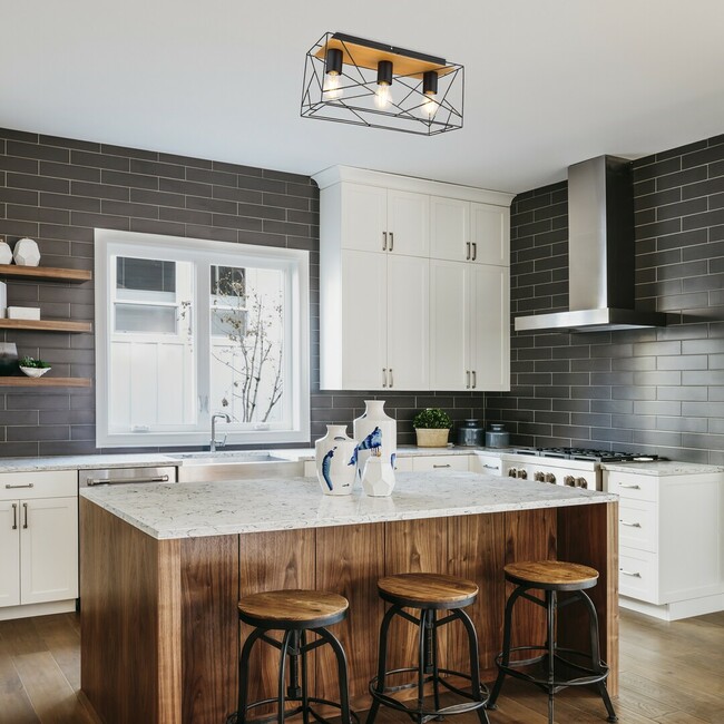 Svietidlo BOIRE - E27 3x MAX 40W, čierna, IP20 - 71023